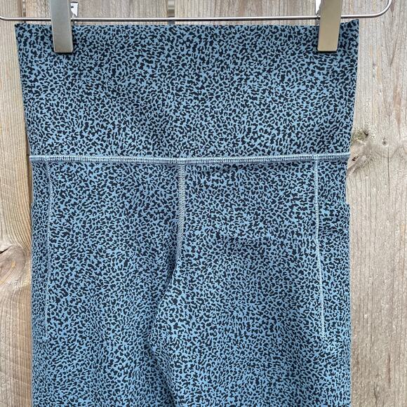 Athleta Salutation Stash II Textured Tight Womens Active Leggings XSP Petite NWT - Picture 3 of 10